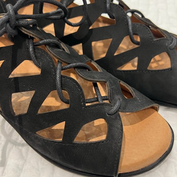 KENNETH COLE x Gentle Souls Black Lace-Up Sandals - Size 7 - NEW! - Picture 2 of 9
